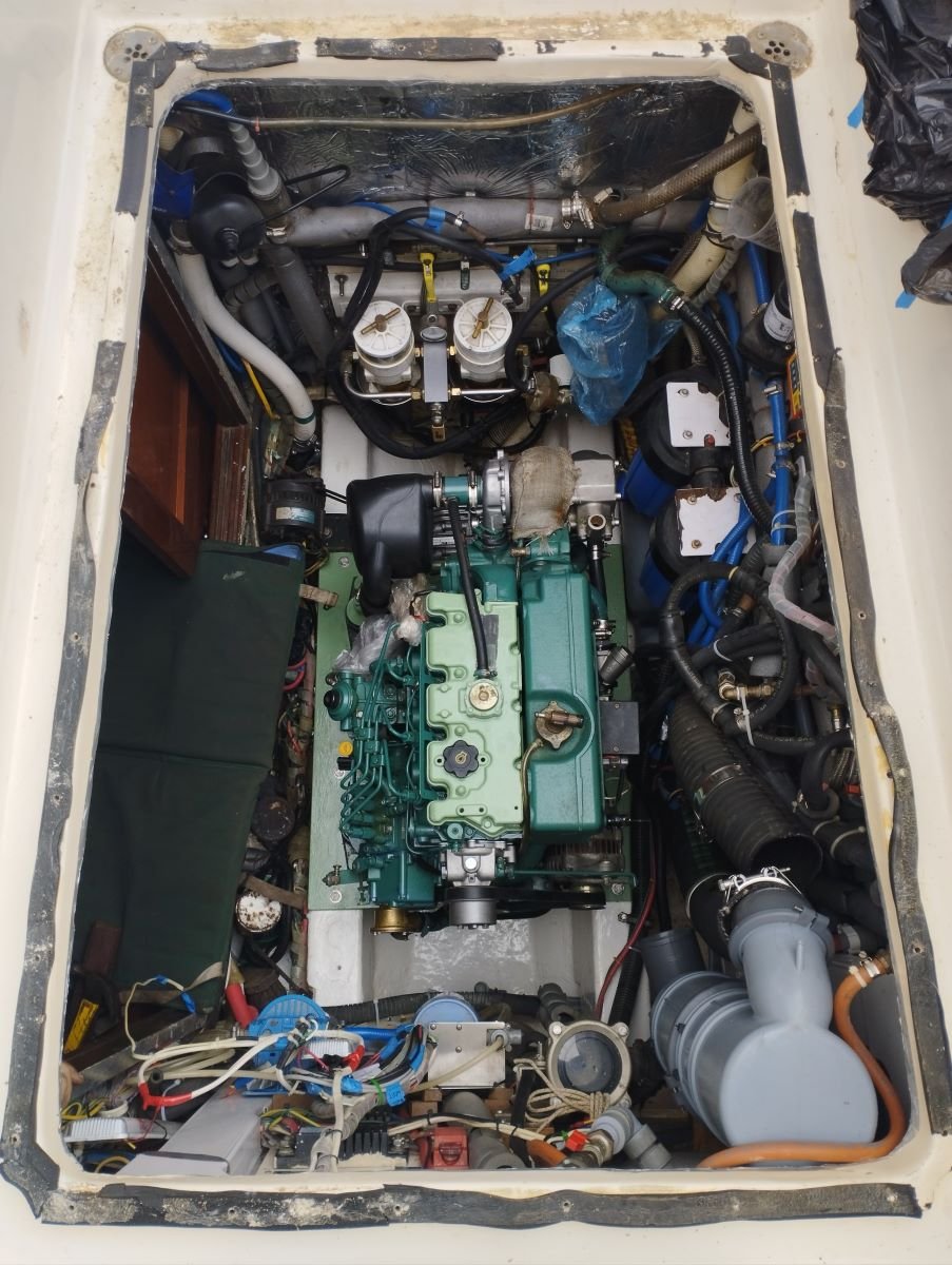 Boat Engine Rebuild The Gasket Debacle Yacht Emerald